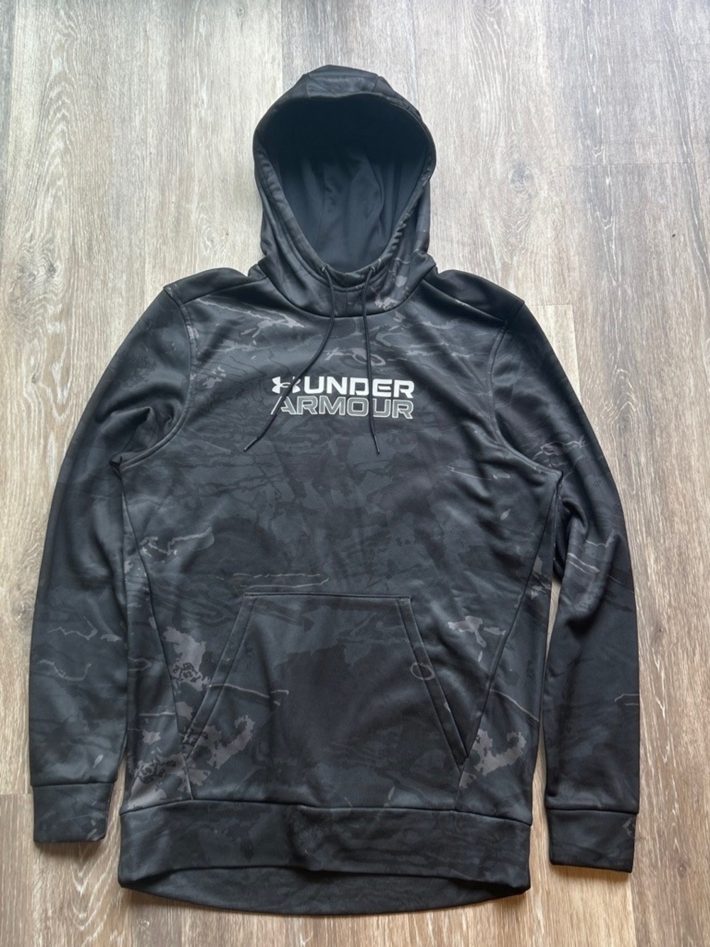 Under Armour Men’s Black Camo Logo Hoodie